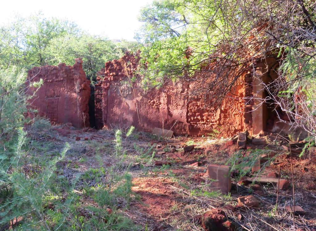 Venterskroon van Vuuren farm house